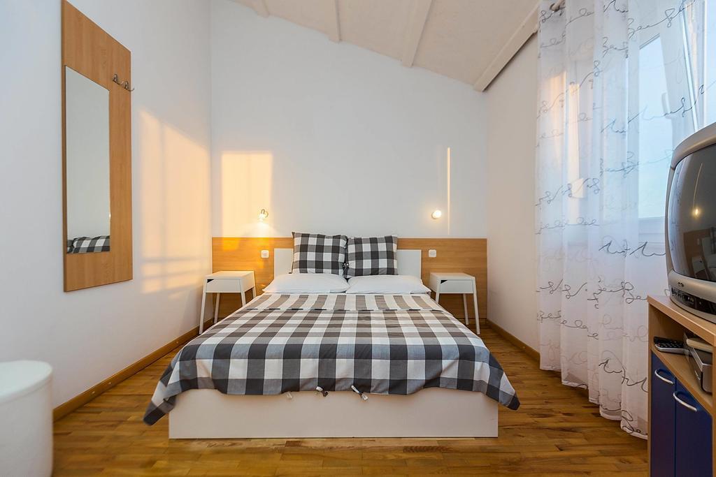 Apartments Dada بيوغْغاد نا موغو الغرفة الصورة