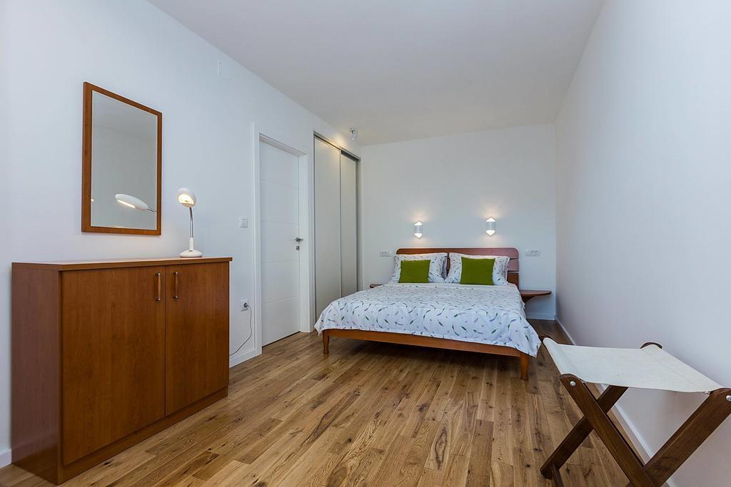 Apartments Dada بيوغْغاد نا موغو الغرفة الصورة