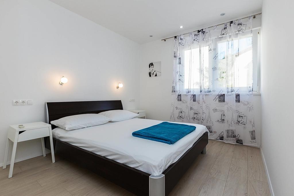 Apartments Dada بيوغْغاد نا موغو الغرفة الصورة